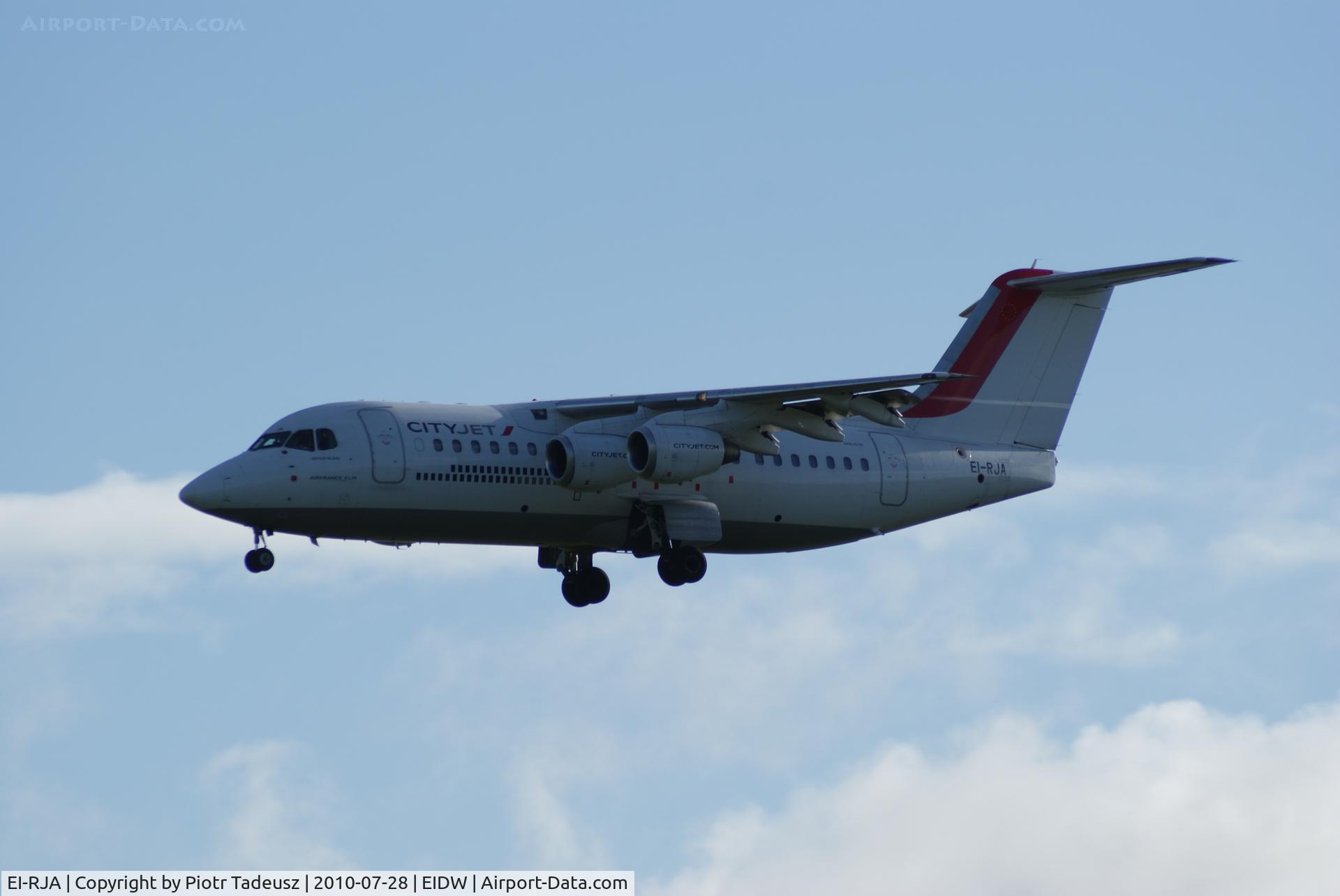 EI-RJA, 1998 British Aerospace Avro 146-RJ85A C/N E2329, Dublin