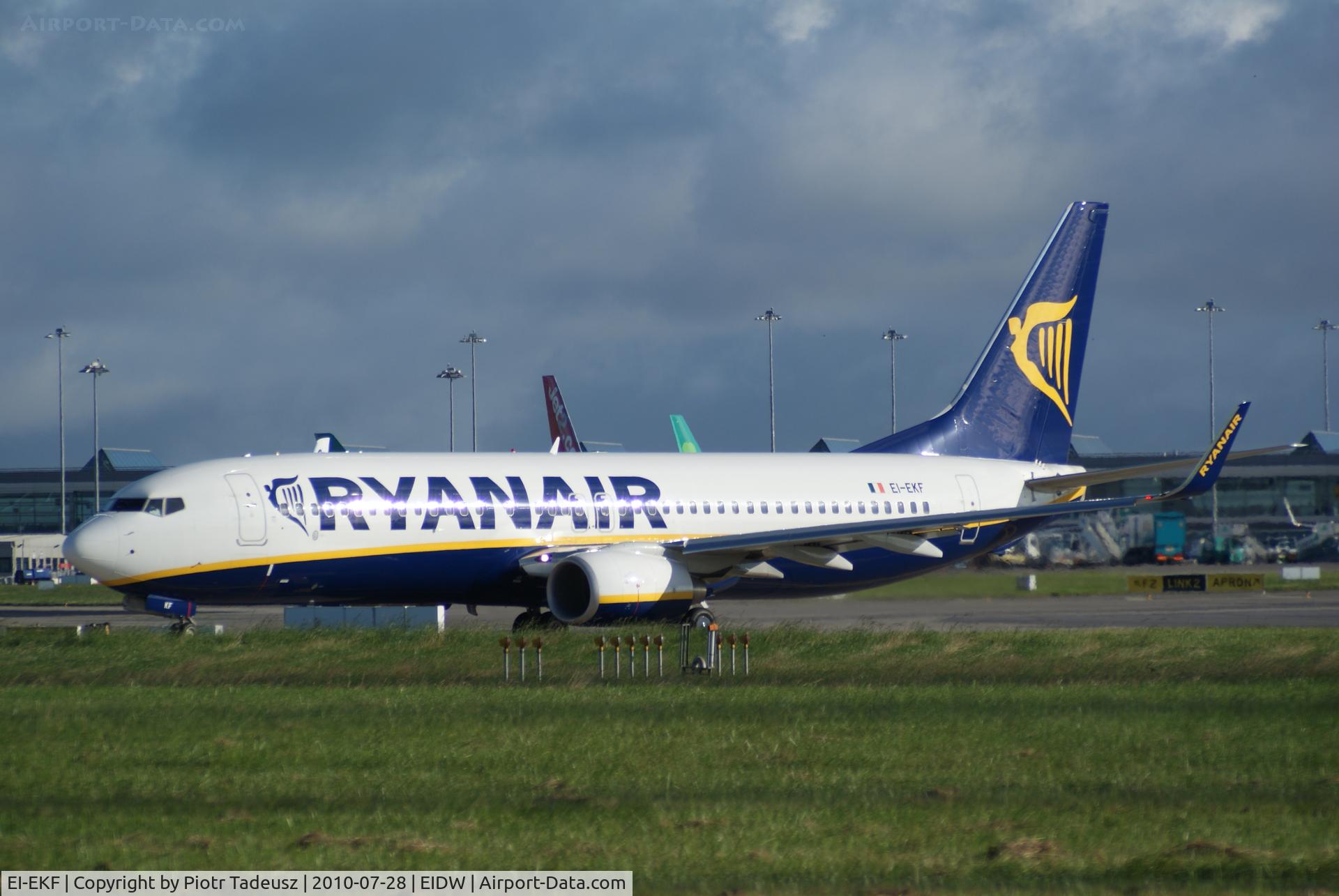 EI-EKF, 2009 Boeing 737-8AS C/N 35025, Dublin