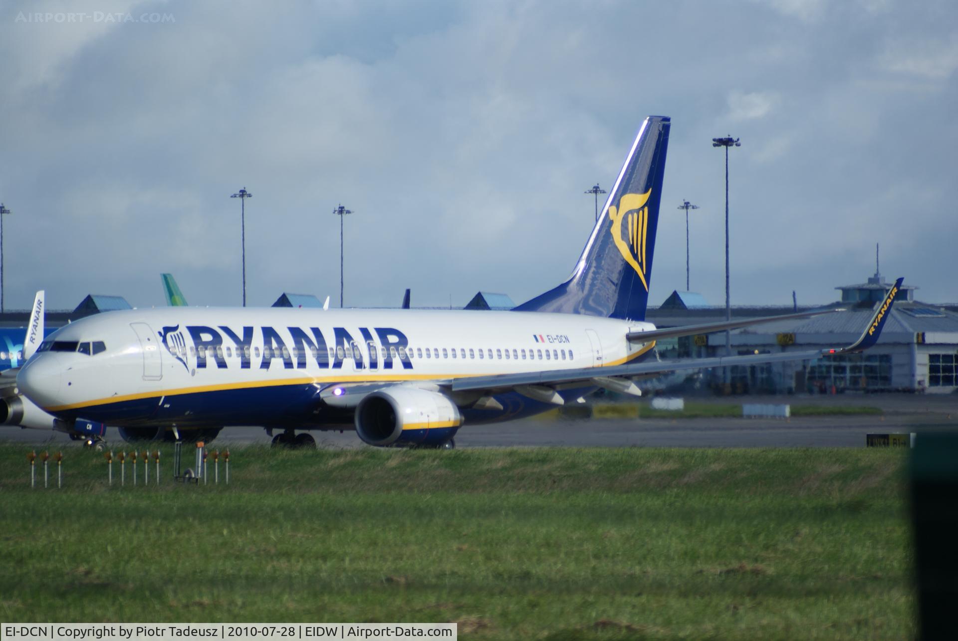 EI-DCN, 2004 Boeing 737-8AS C/N 33808, Dublin