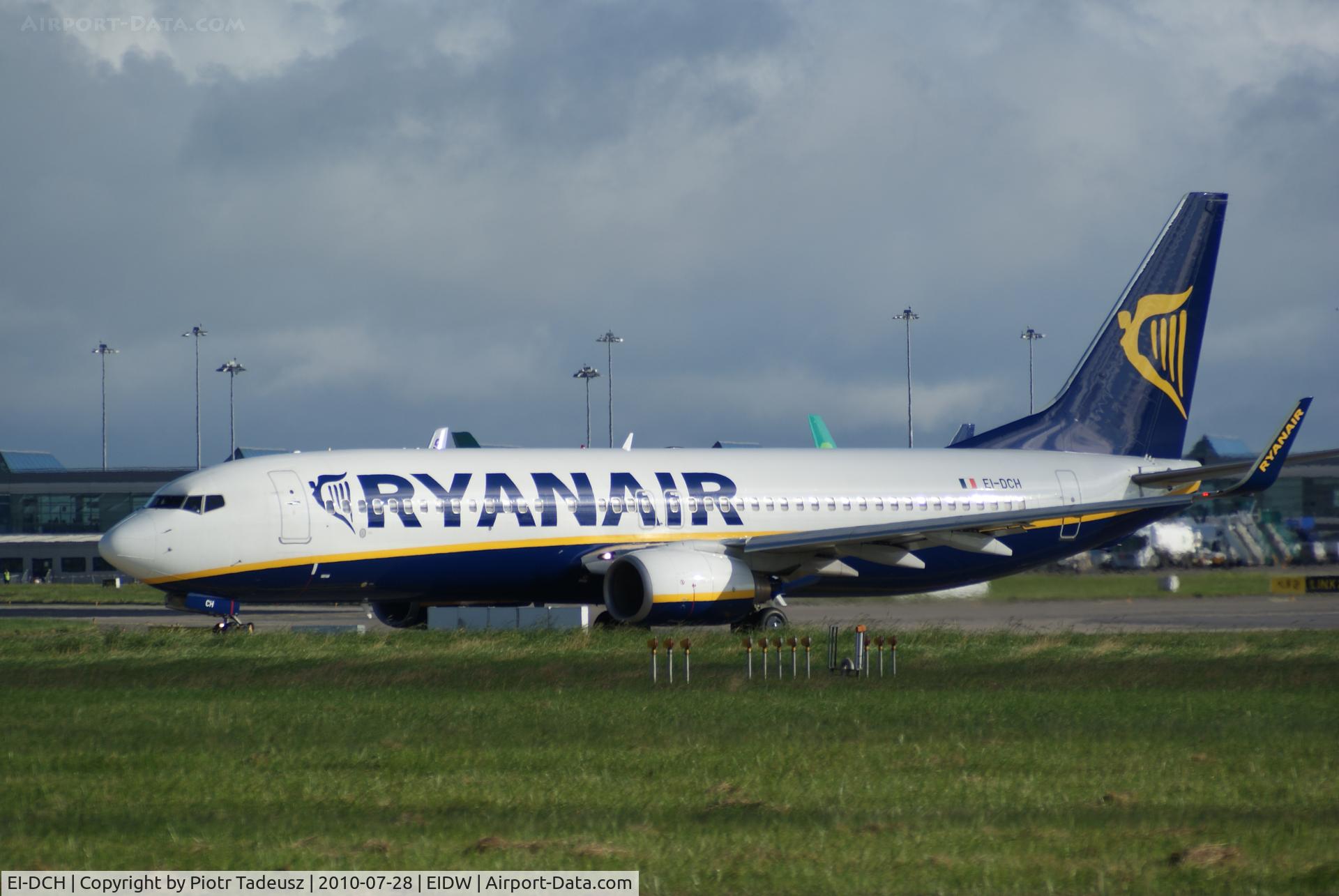 EI-DCH, 2004 Boeing 737-8AS C/N 33566, Dublin