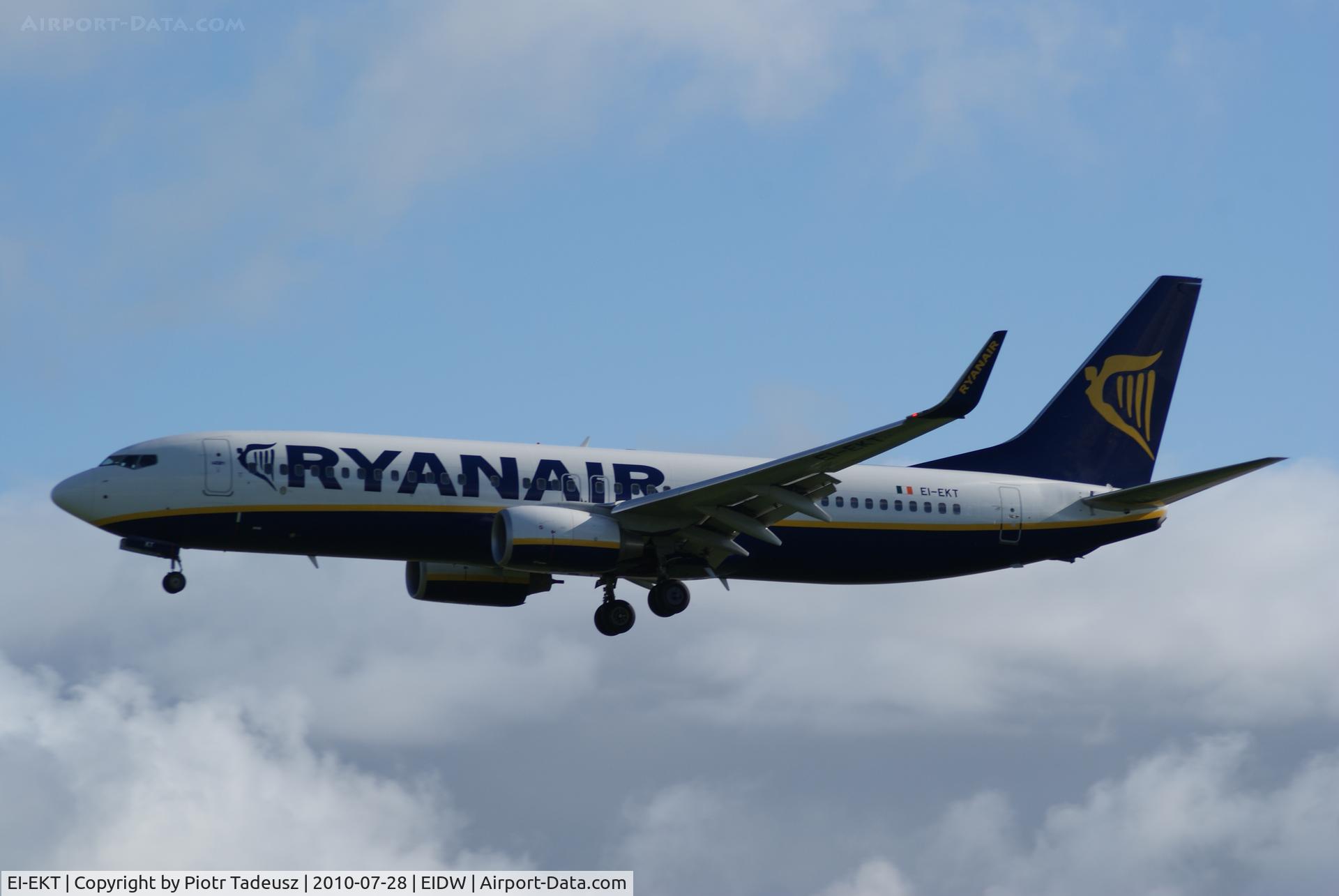 EI-EKT, 2010 Boeing 737-8AS C/N 38505, dublin