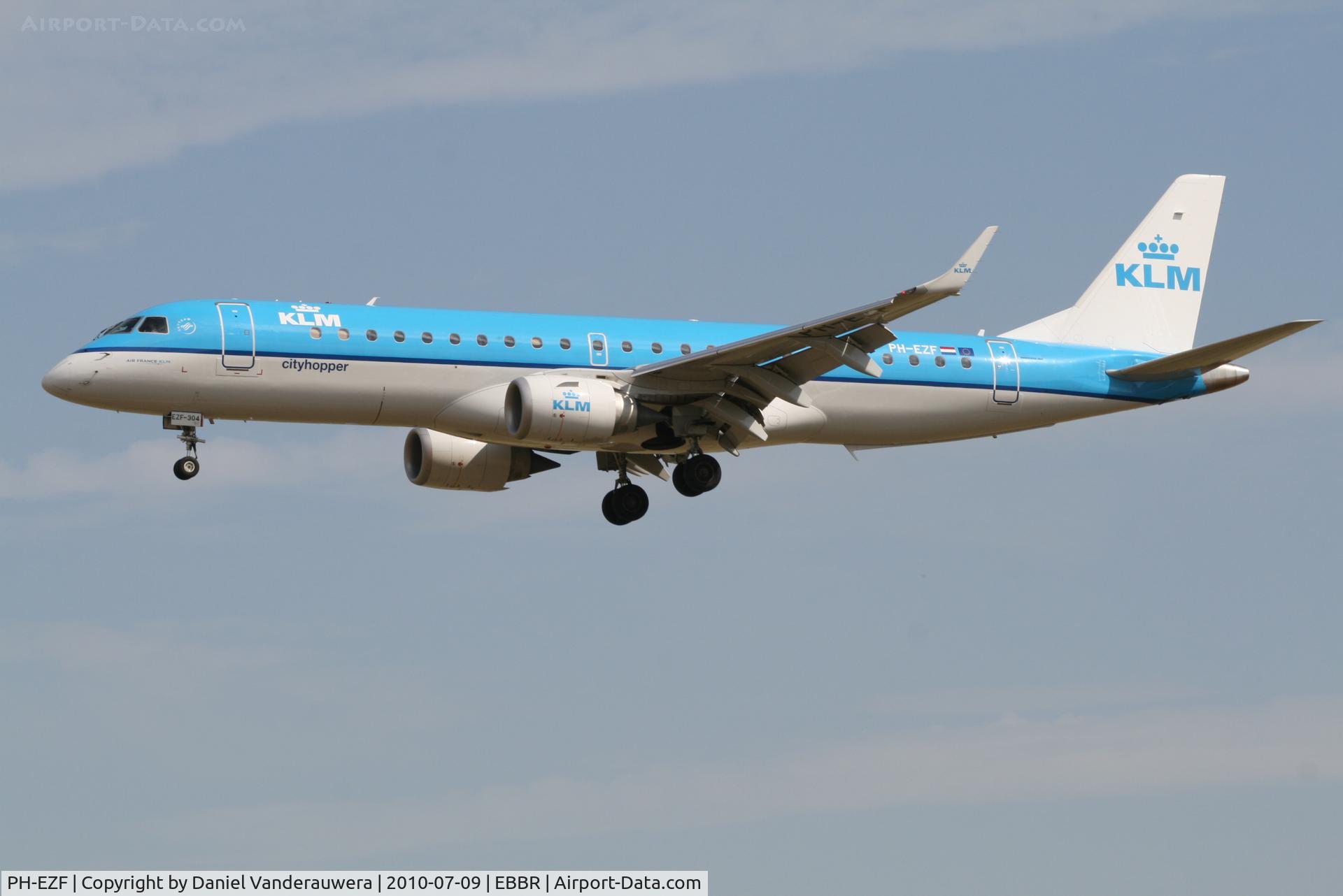 PH-EZF, 2009 Embraer 190LR (ERJ-190-100LR) C/N 19000304, Arrival of flight KL1723 to RWY 25L