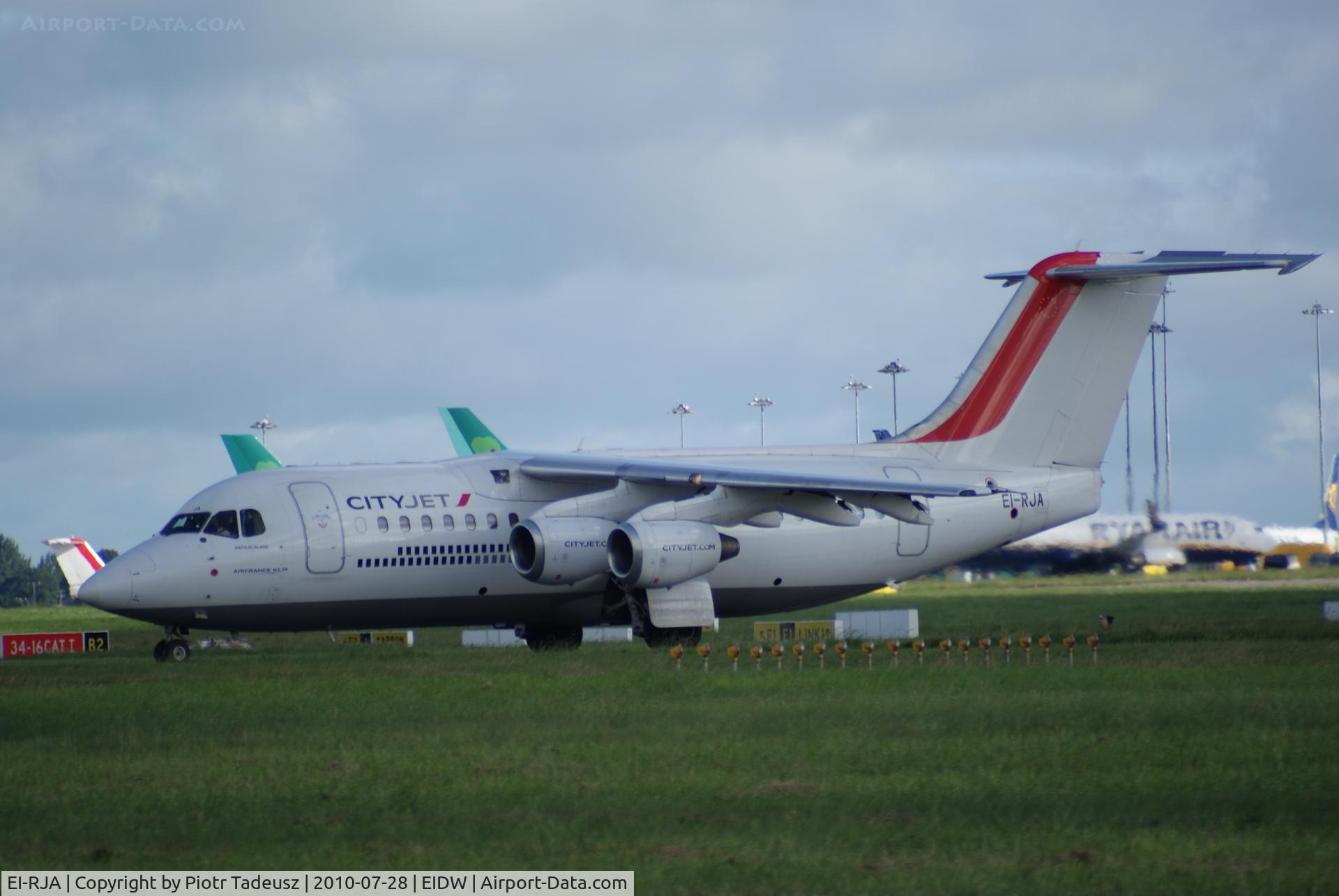EI-RJA, 1998 British Aerospace Avro 146-RJ85A C/N E2329, dublin