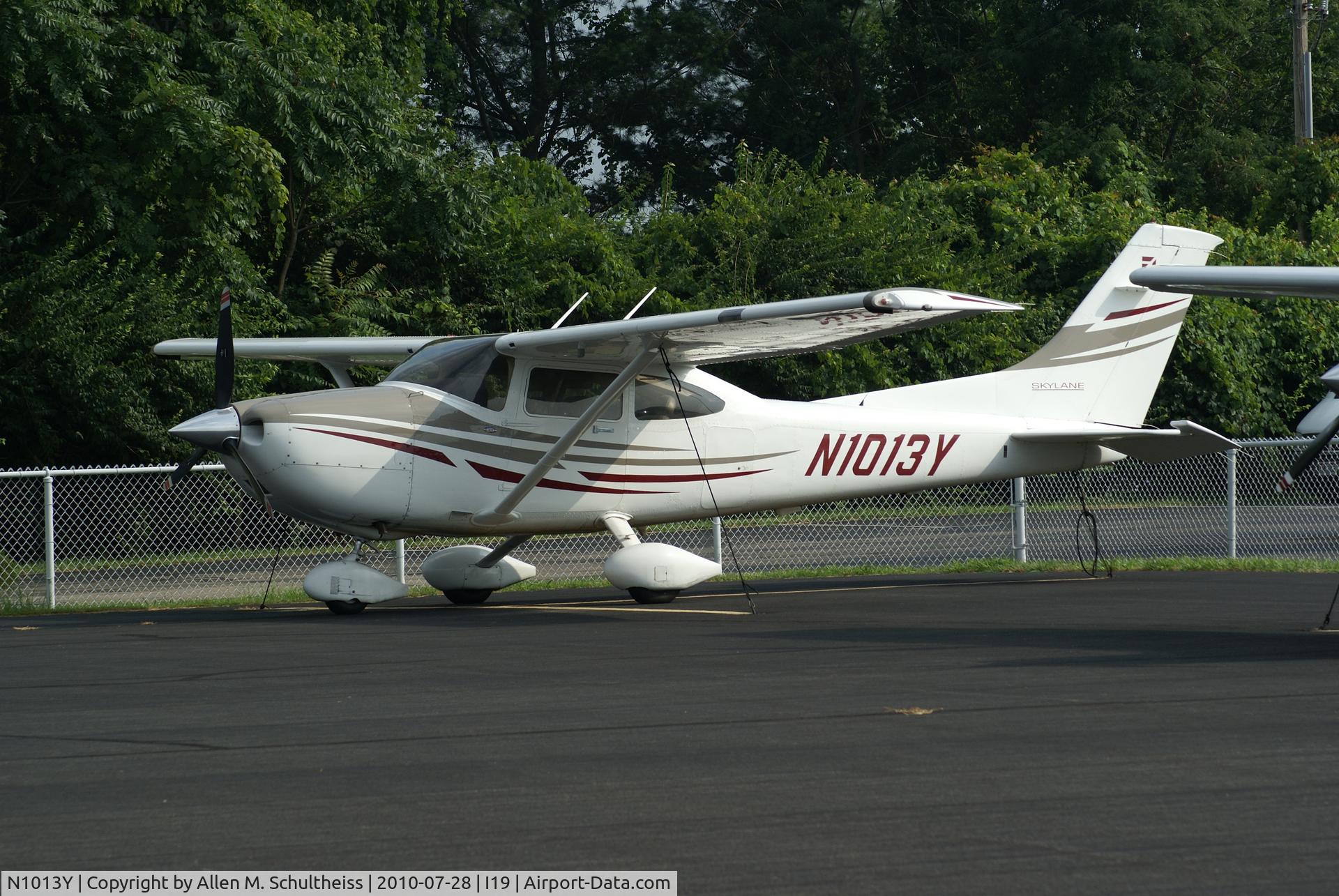 N1013Y, 2005 Cessna 182T Skylane C/N 18281544, 2005 Cessna 182T