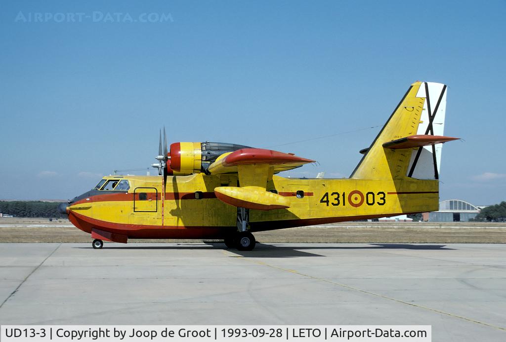 UD13-3, Canadair CL-215-II (CL-215-1A10) C/N 1031, piston engined waterbomber