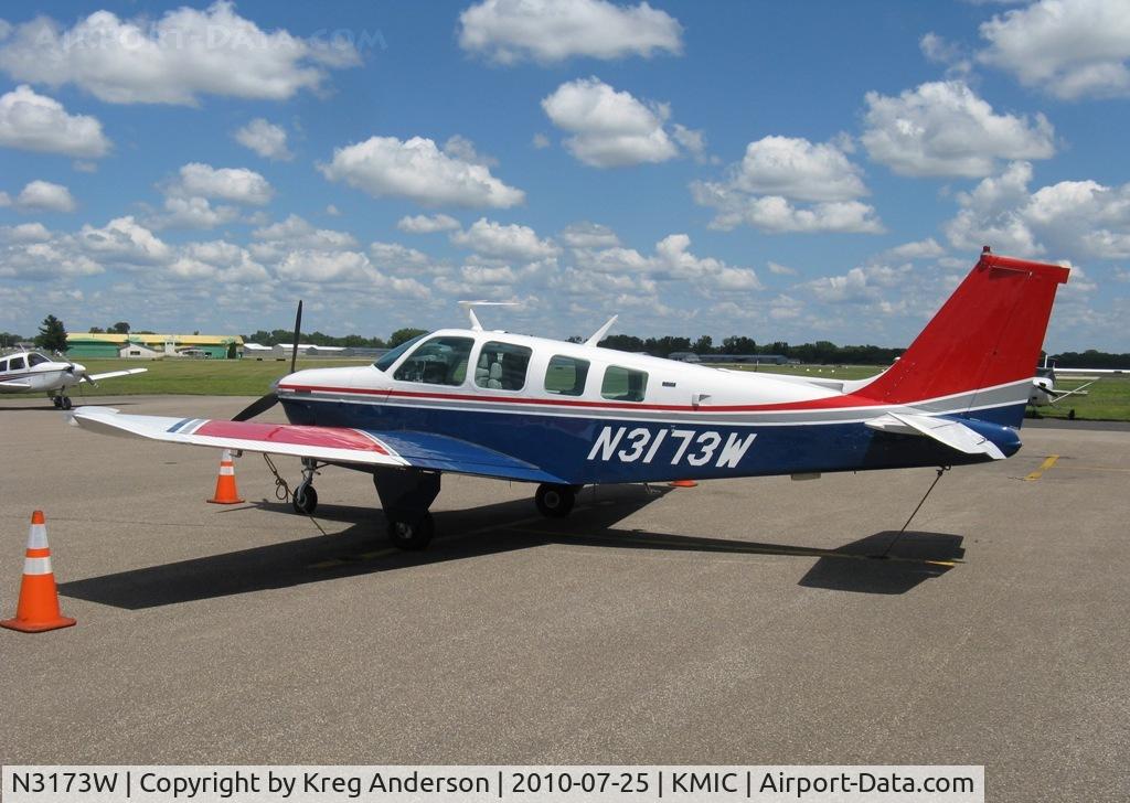 N3173W, 1974 Beech A36 Bonanza 36 C/N E-513, Beech A36 Bonanza on the ramp.