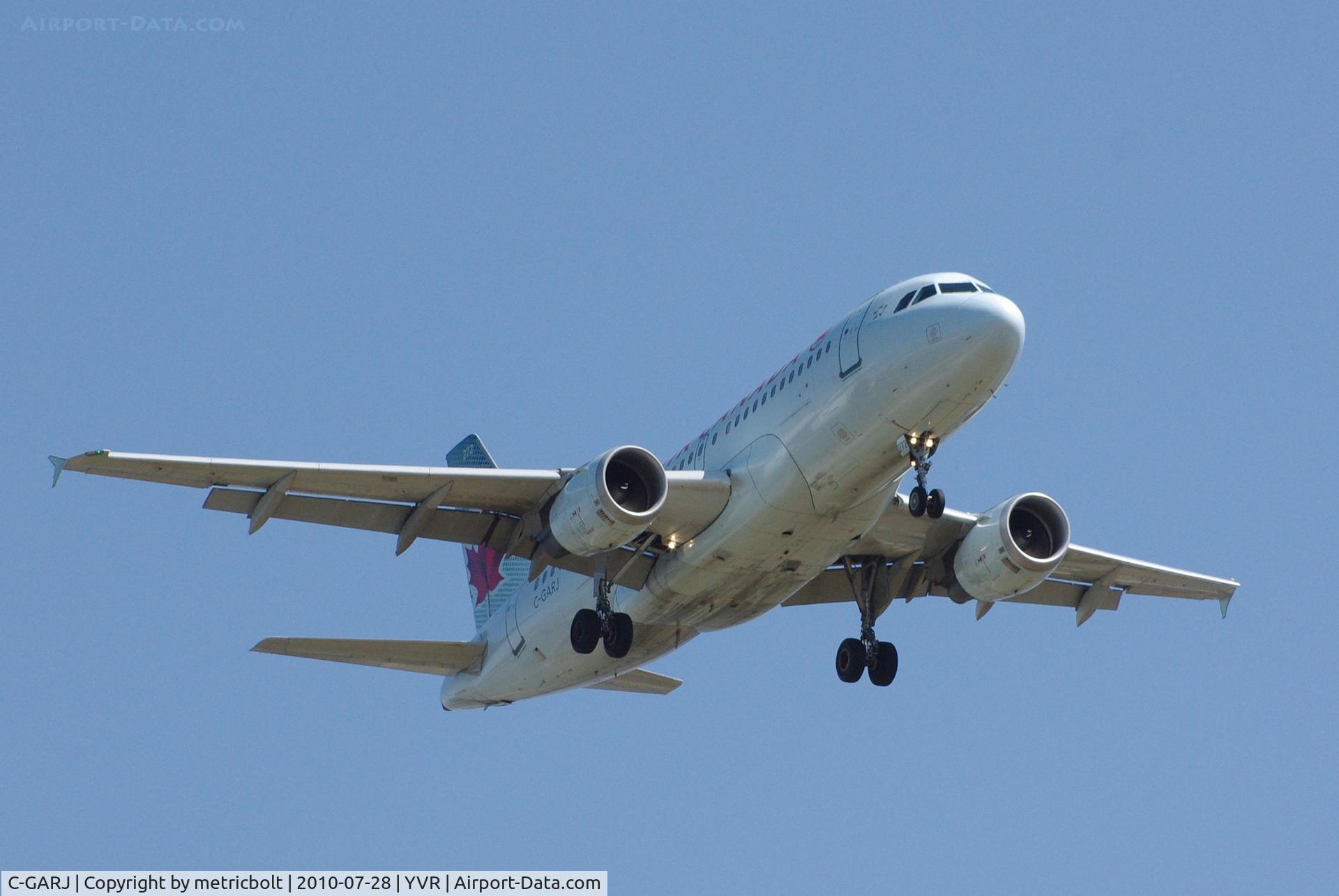 C-GARJ, 1997 Airbus A319-114 C/N 752, Landing at YVR