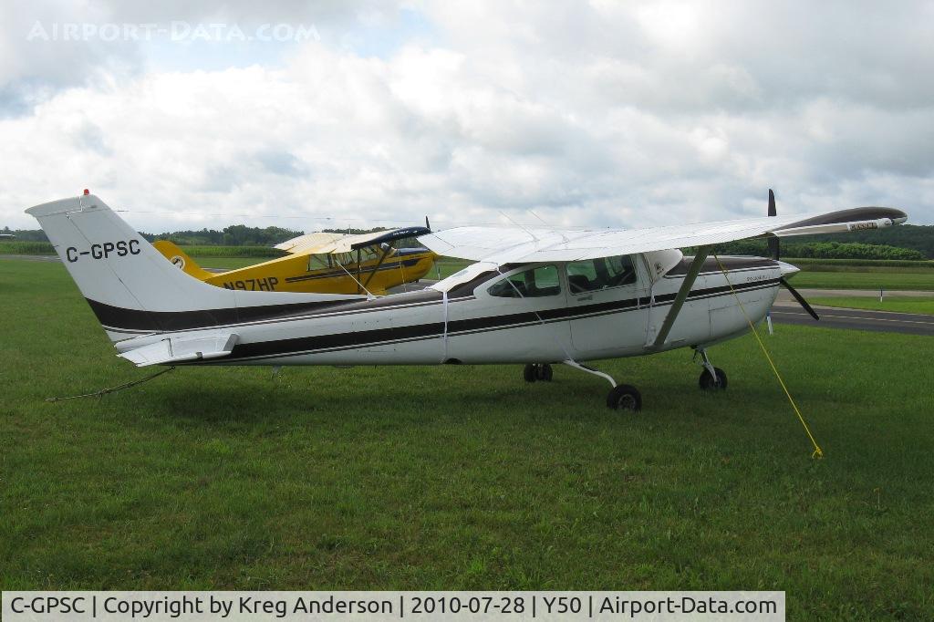 C-GPSC, 1981 Cessna TR182 Turbo Skylane RG C/N R18201858, Cessna TR182 Skylane in the grass.