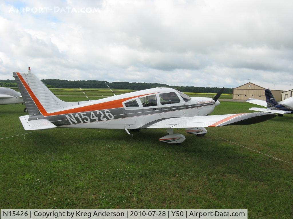 N15426, 1972 Piper PA-28-180 Cherokee C/N 28-7305075, Piper PA-28-180 Cherokee in the grass.