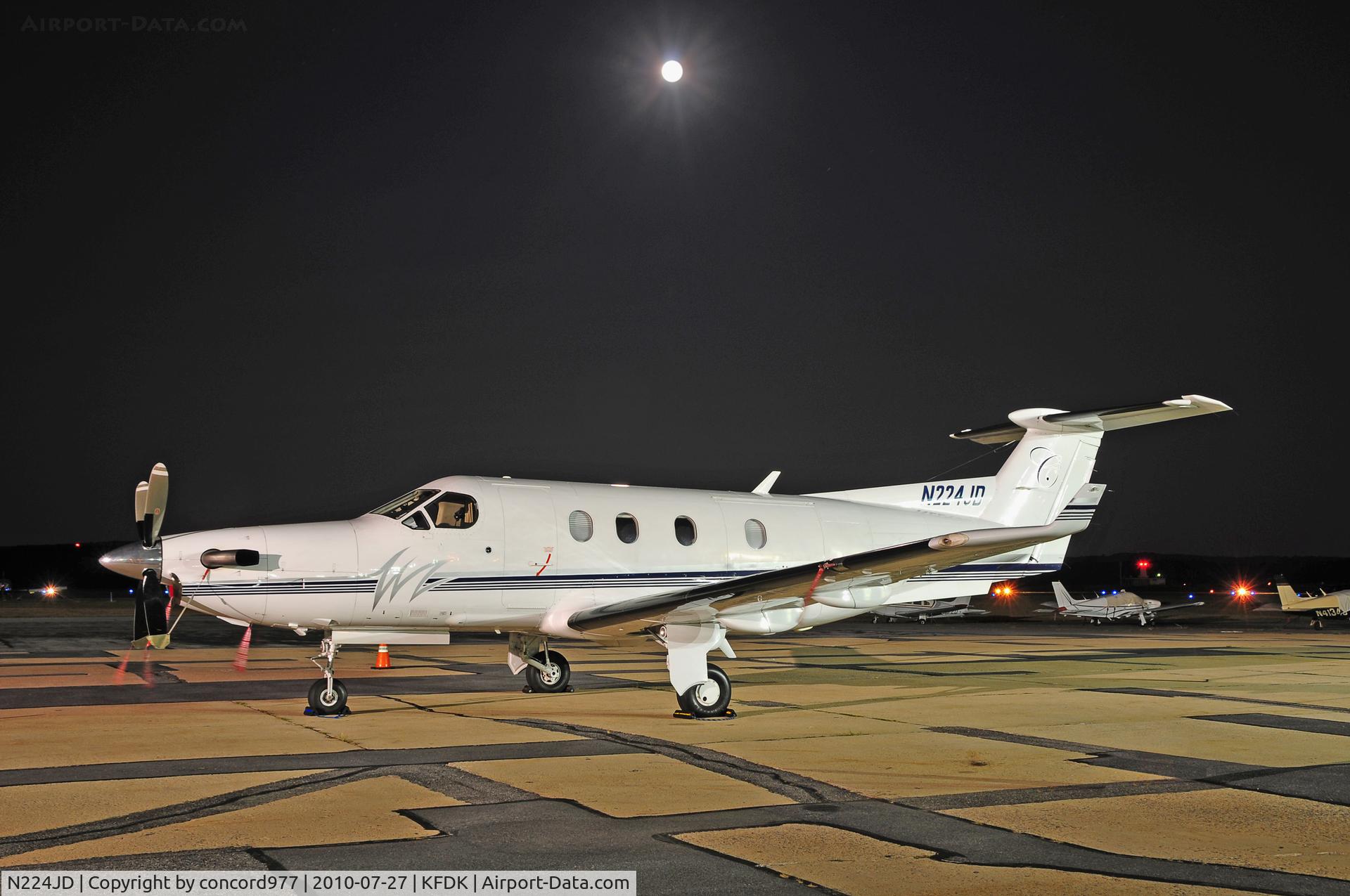 N224JD, 1998 Pilatus PC-12/45 C/N 220, Seen at KFDK on 7/27/2010