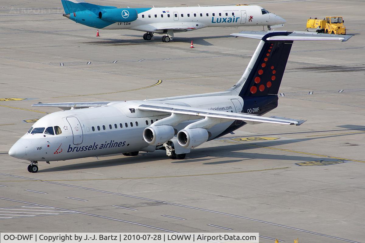 OO-DWF, 1998 British Aerospace Avro 146-RJ100 C/N E3332, DSLR-A230 (55-200 mm); www.haj-spotter.de.tf