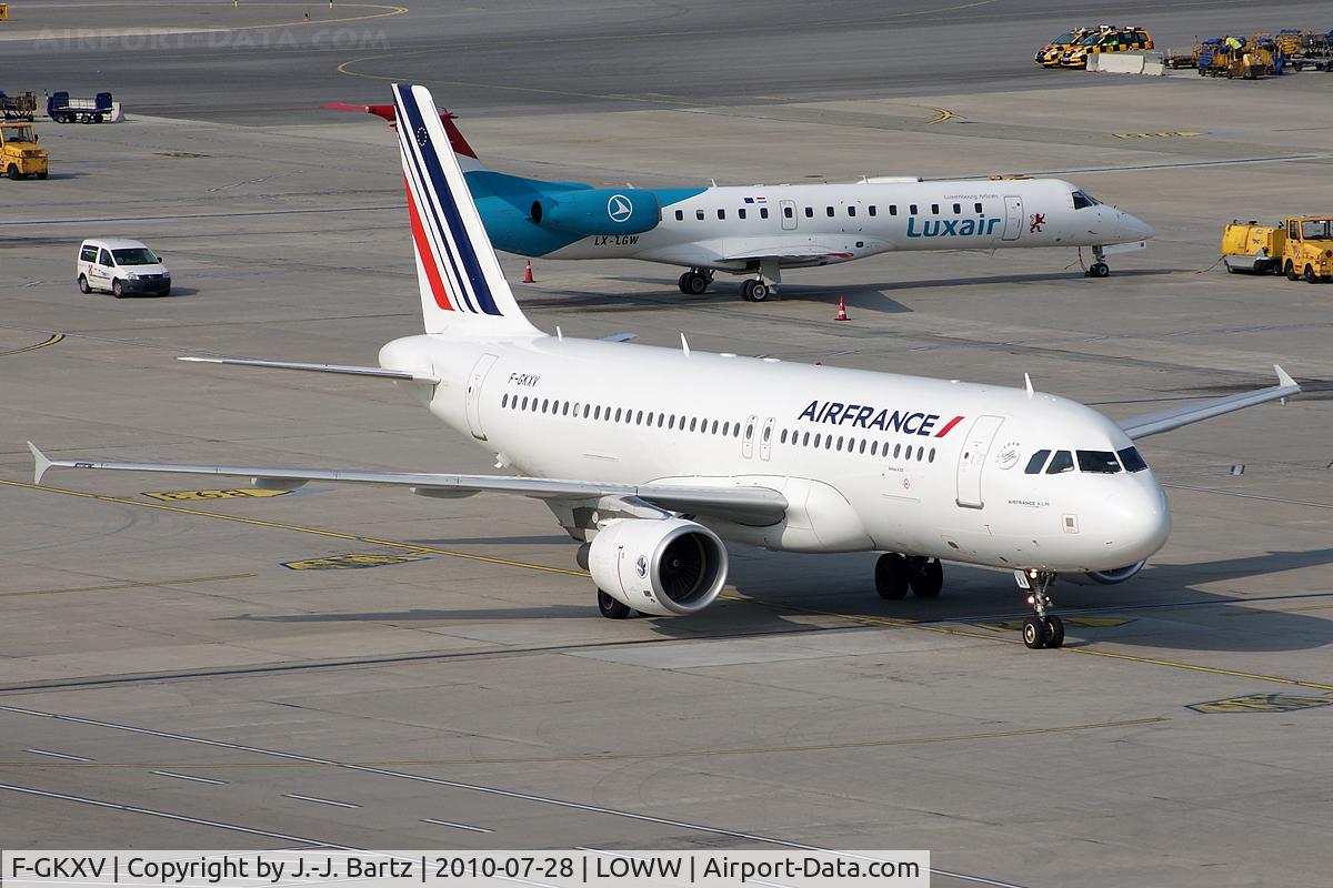 F-GKXV, 2009 Airbus A320-214 C/N 4084, DSLR-A230 (55-200 mm); www.haj-spotter.de.tf