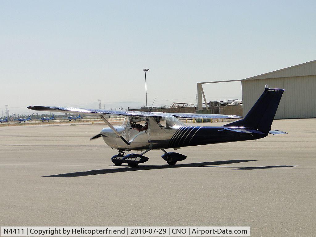 N4411, 1965 Cessna 150F C/N 15062560, Taxiing for take off
