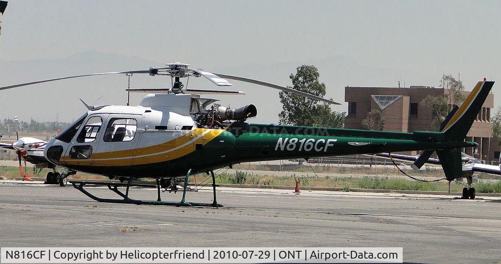 N816CF, 1992 Eurocopter AS-350B-2 Ecureuil C/N 2634, Parked at Edison hangers
