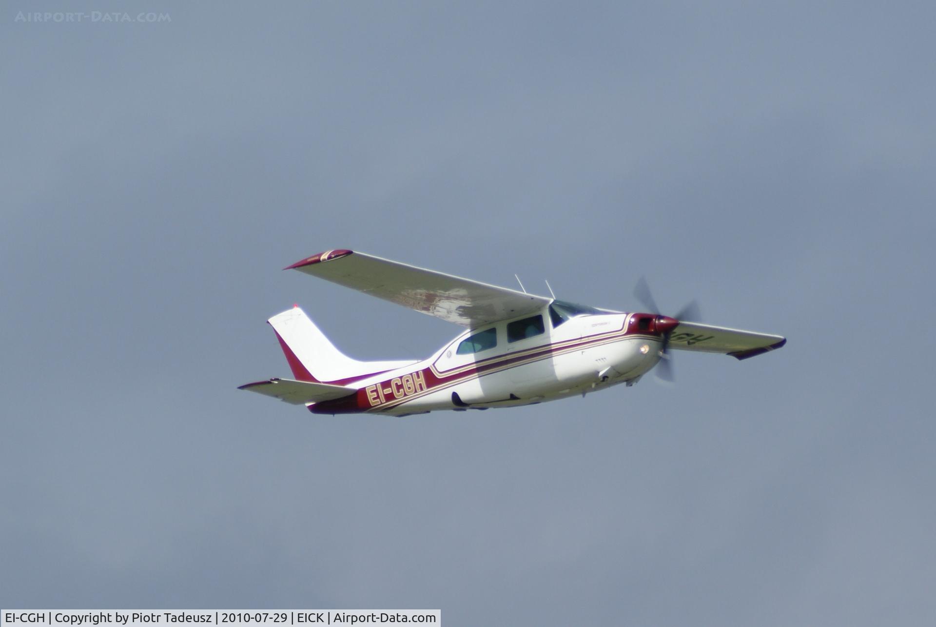 EI-CGH, Cessna 210N Centurion C/N 21063524, cork