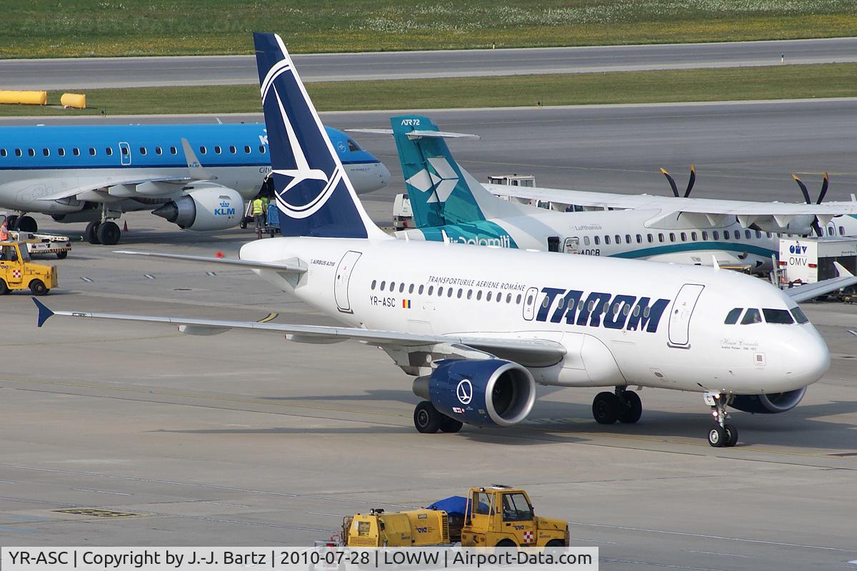 YR-ASC, 2007 Airbus A318-121 C/N 3220, DSLR-A230 (55-200 mm); www.haj-spotter.de.tf