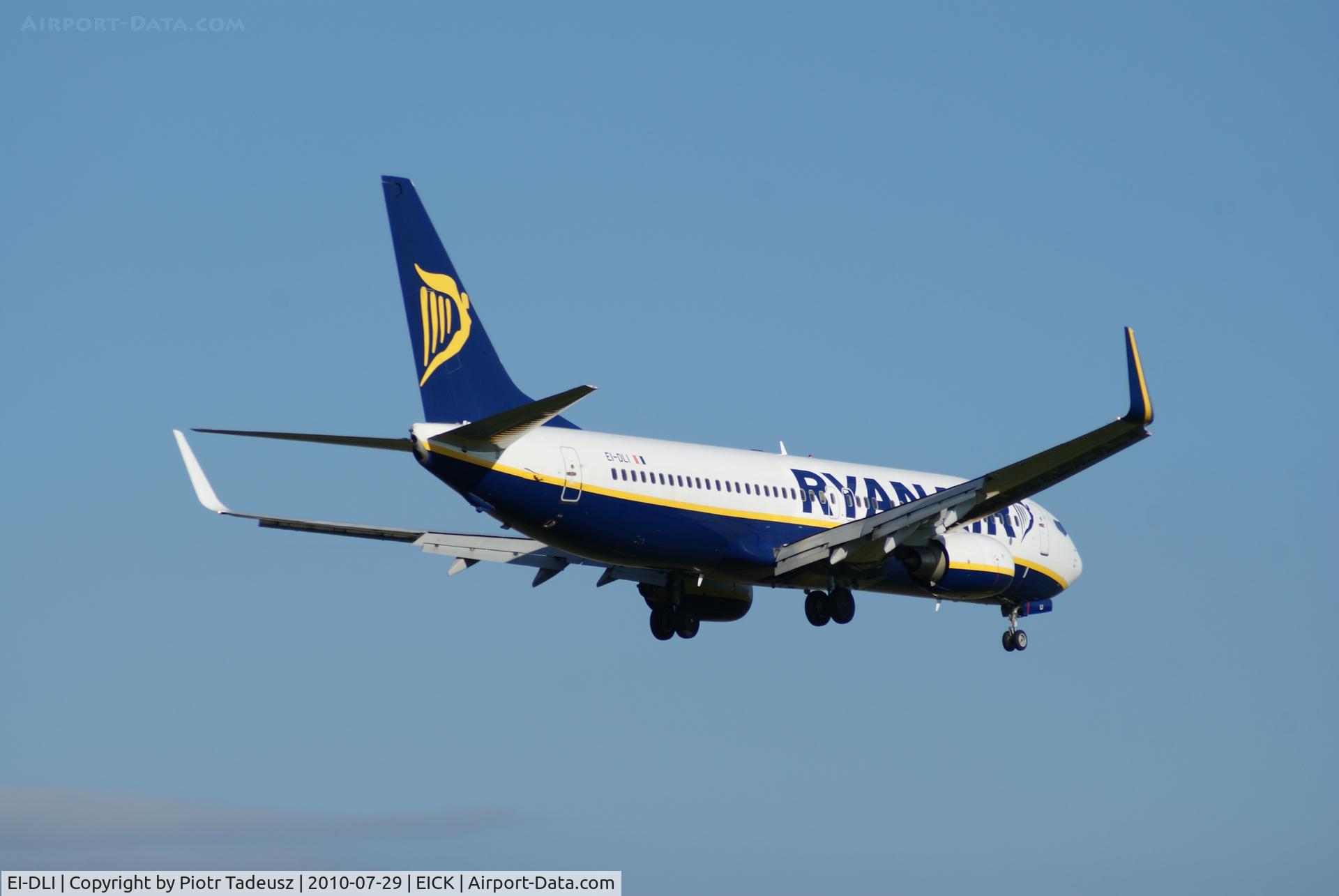 EI-DLI, 2006 Boeing 737-8AS C/N 33591, landing