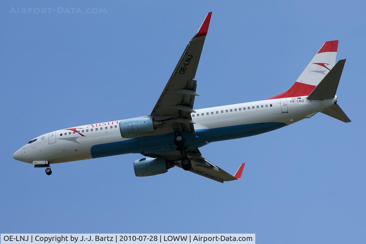 OE-LNJ, 1998 Boeing 737-8Z9 C/N 28177, DSLR-A230 (55-200 mm); www.haj-spotter.de.tf