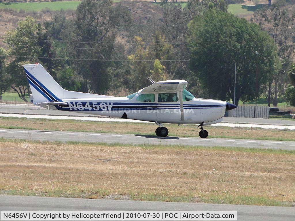 N6456V, Cessna 172RG Cutlass RG C/N 172RG0712, Rolling out after landing