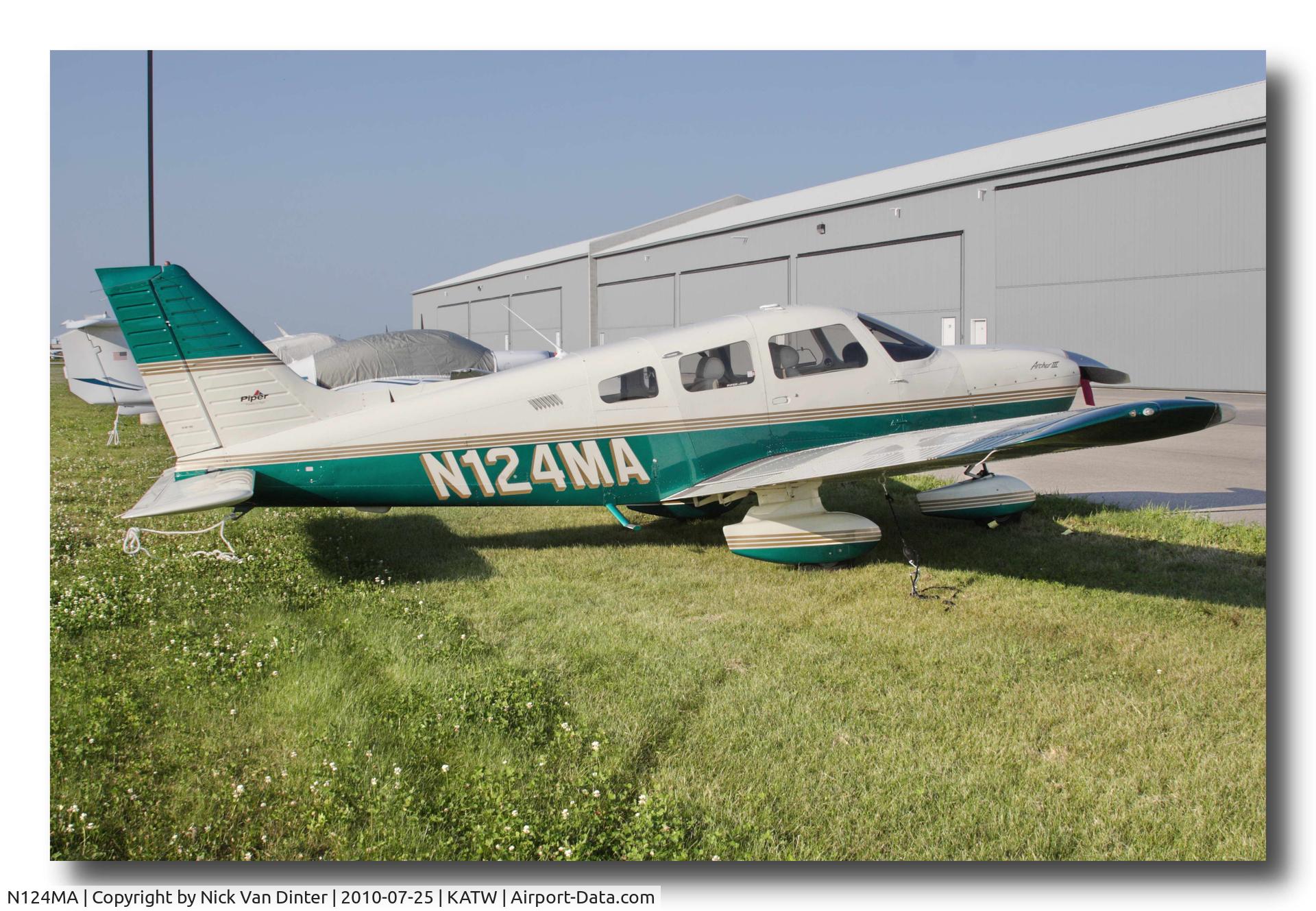 N124MA, 2002 Piper PA-28-181 C/N 2843524, Sure KATW is nice ... I still want to go to Oshkosh!
