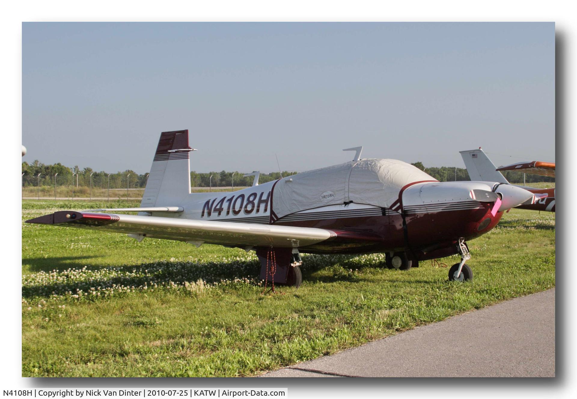 N4108H, 1978 Mooney M20J 201 C/N 24-0625, Sure KATW is nice ... I still want to go to Oshkosh!