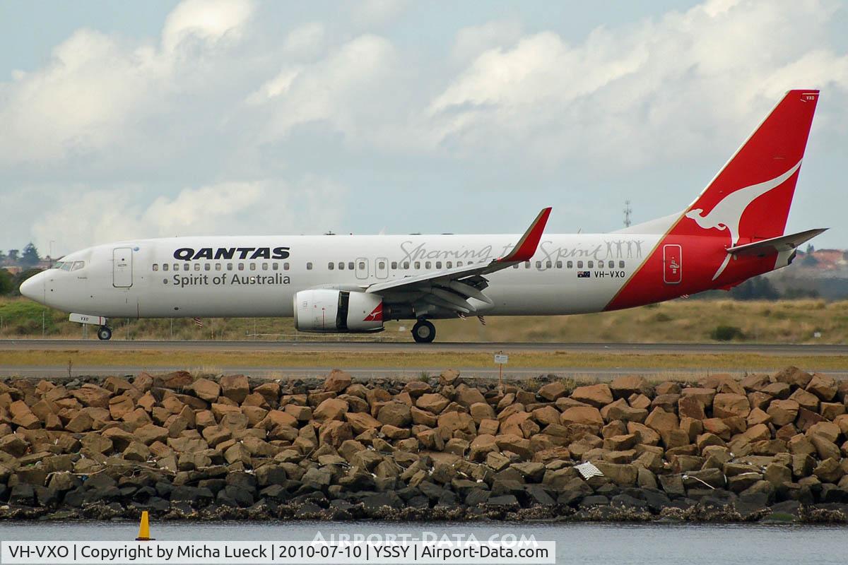 VH-VXO, 2002 Boeing 737-838 C/N 33485, At Sydney