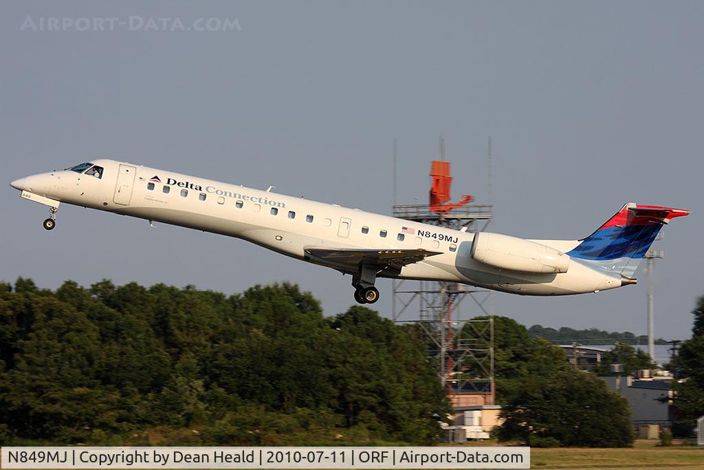 N849MJ, 2001 Embraer EMB-145LR C/N 145534, Delta Connection (Freedom Airlines) N849MJ (FLT FRL171) departing RWY 5 en route to Cincinatti/Northern Kentucky Int'l (KCVG).