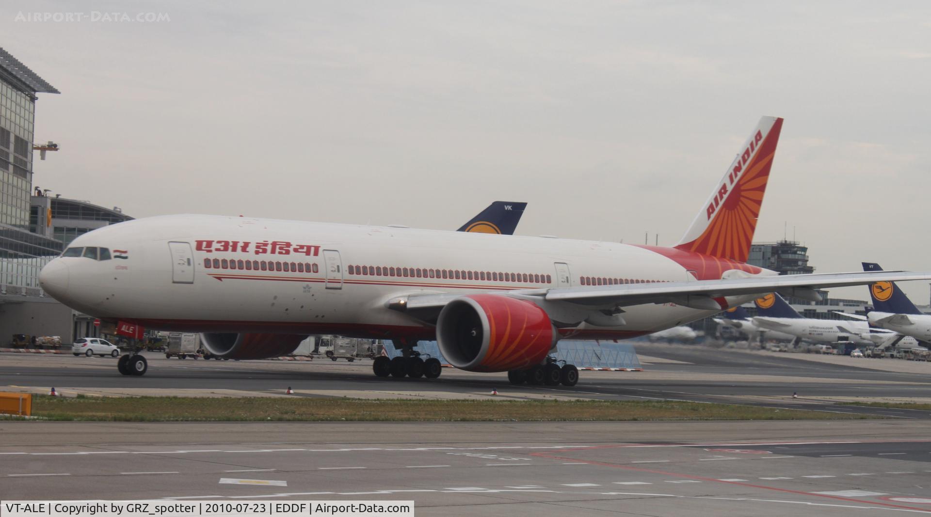 VT-ALE, 2008 Boeing 777-237/LR C/N 36304, ...