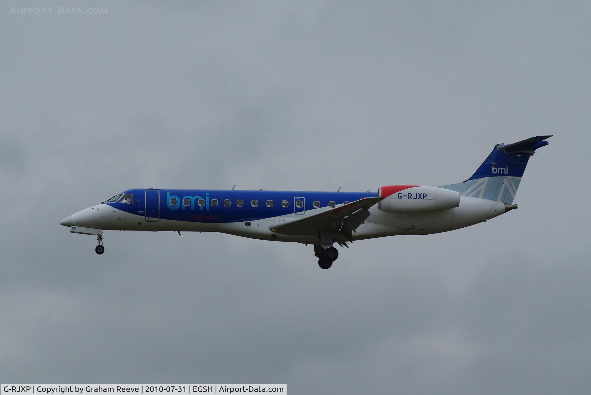 G-RJXP, 2001 Embraer ERJ-135ER (EMB-135ER) C/N 145431, Landing at Norwich.