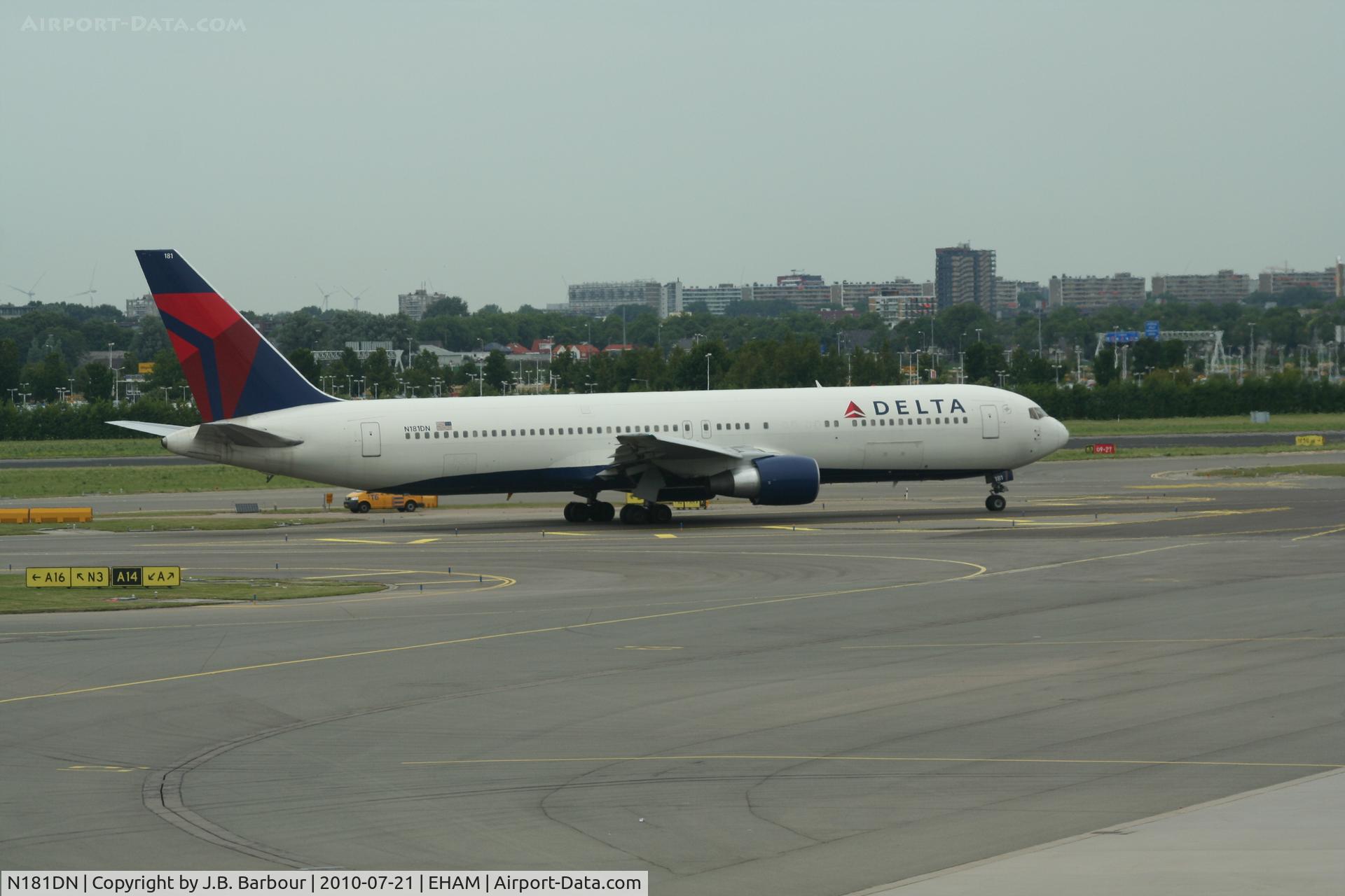 N181DN, 1992 Boeing 767-332 C/N 25986, N/A