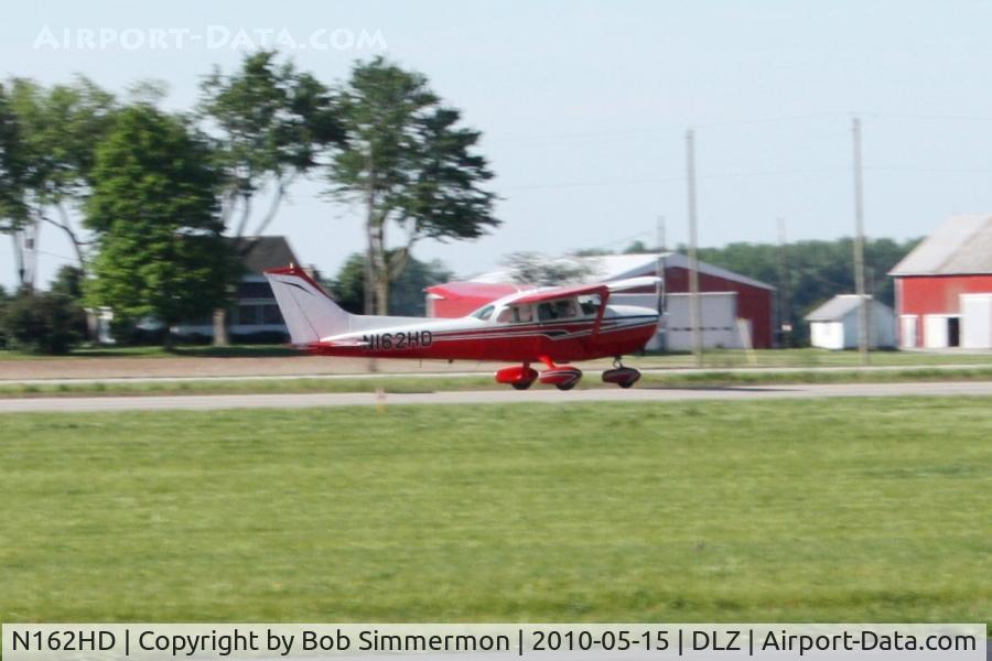 N162HD, 1981 Cessna 172P C/N 17274762, Arriving at Delaware, Ohio during the EAA fly-in breakfast.