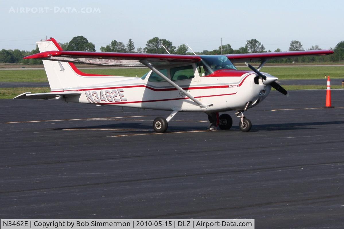 N3462E, 1978 Cessna 172N C/N 17271555, Arriving at Delaware, Ohio during the EAA fly-in breakfast.