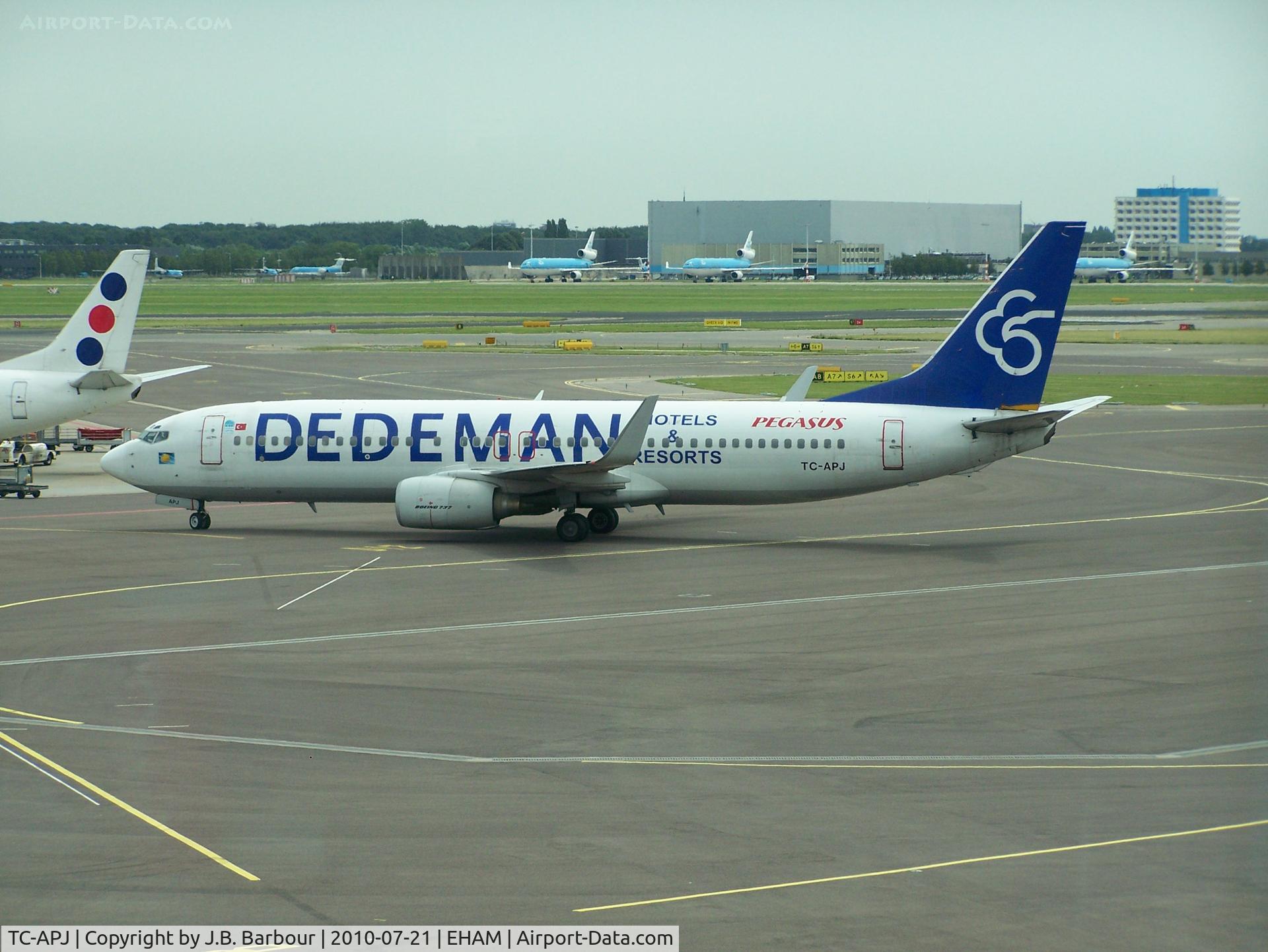TC-APJ, 2002 Boeing 737-86N C/N 32735, N/A