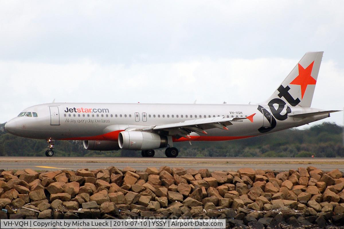 VH-VQH, 2006 Airbus A320-232 C/N 2766, At Sydney