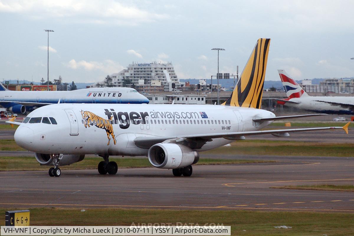 VH-VNF, 2007 Airbus A320-232 C/N 3332, At Sydney