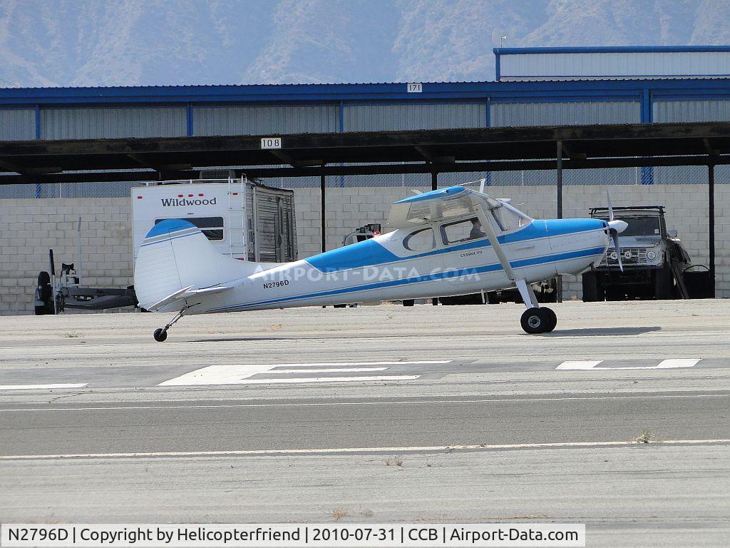 N2796D, 1952 Cessna 170B C/N 25338, Taxiing back to hanger after re-fueling