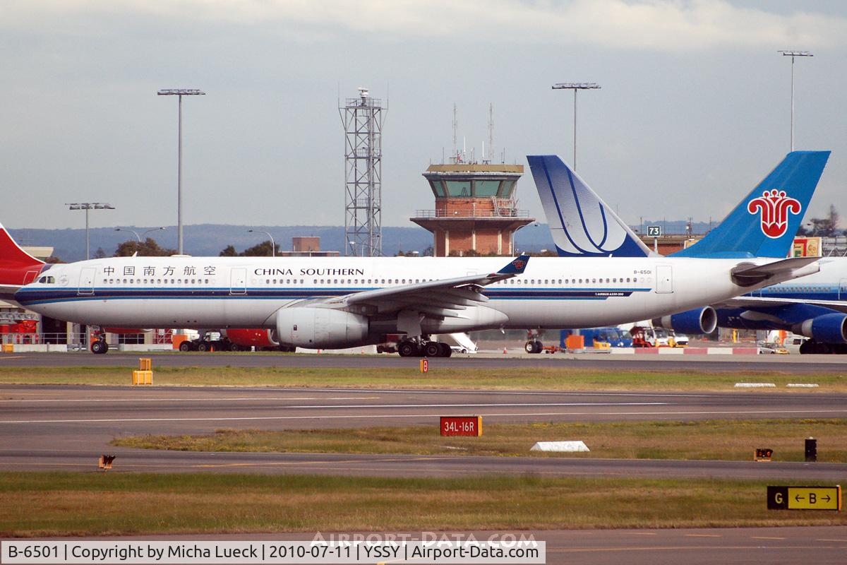 B-6501, 2008 Airbus A330-343 C/N 964, At Sydney