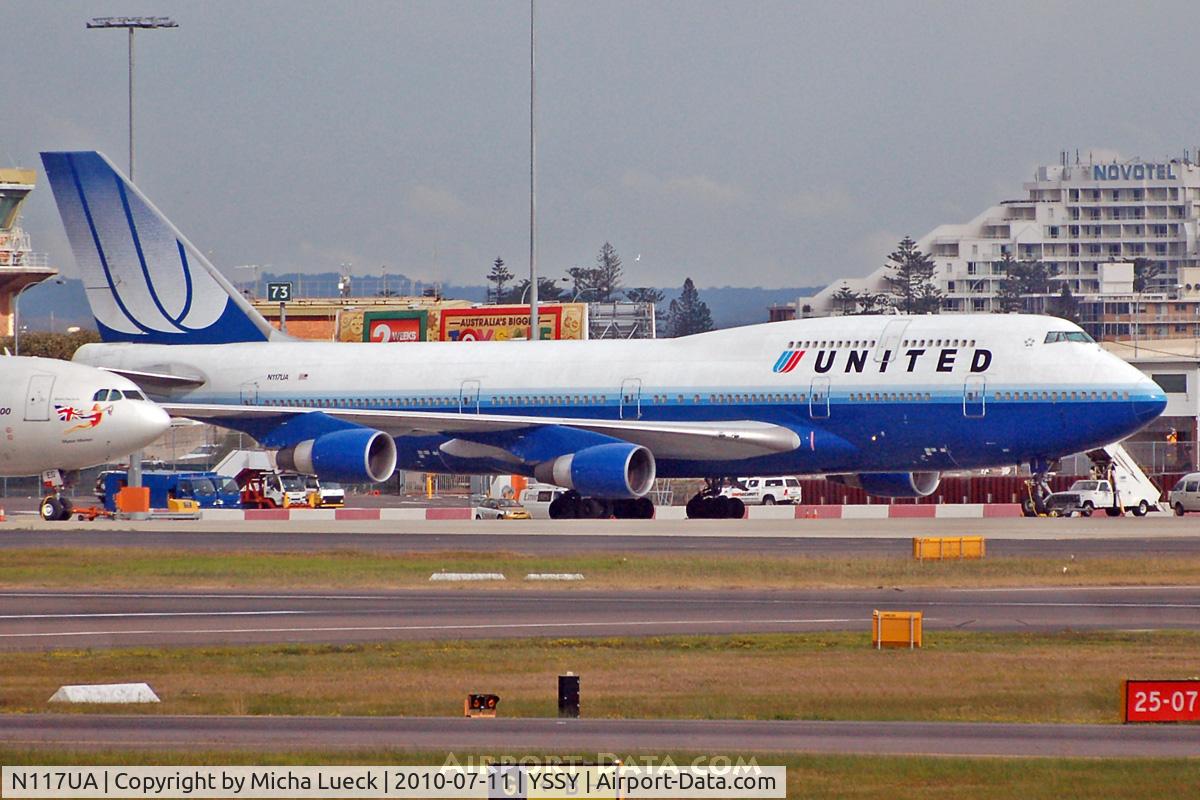 N117UA, 1999 Boeing 747-422 C/N 28810, At Sydney