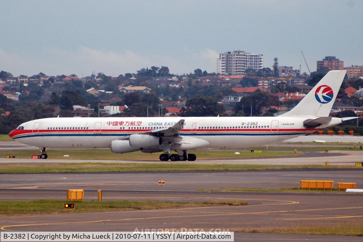 B-2382, 1996 Airbus A340-313 C/N 141, At Sydney