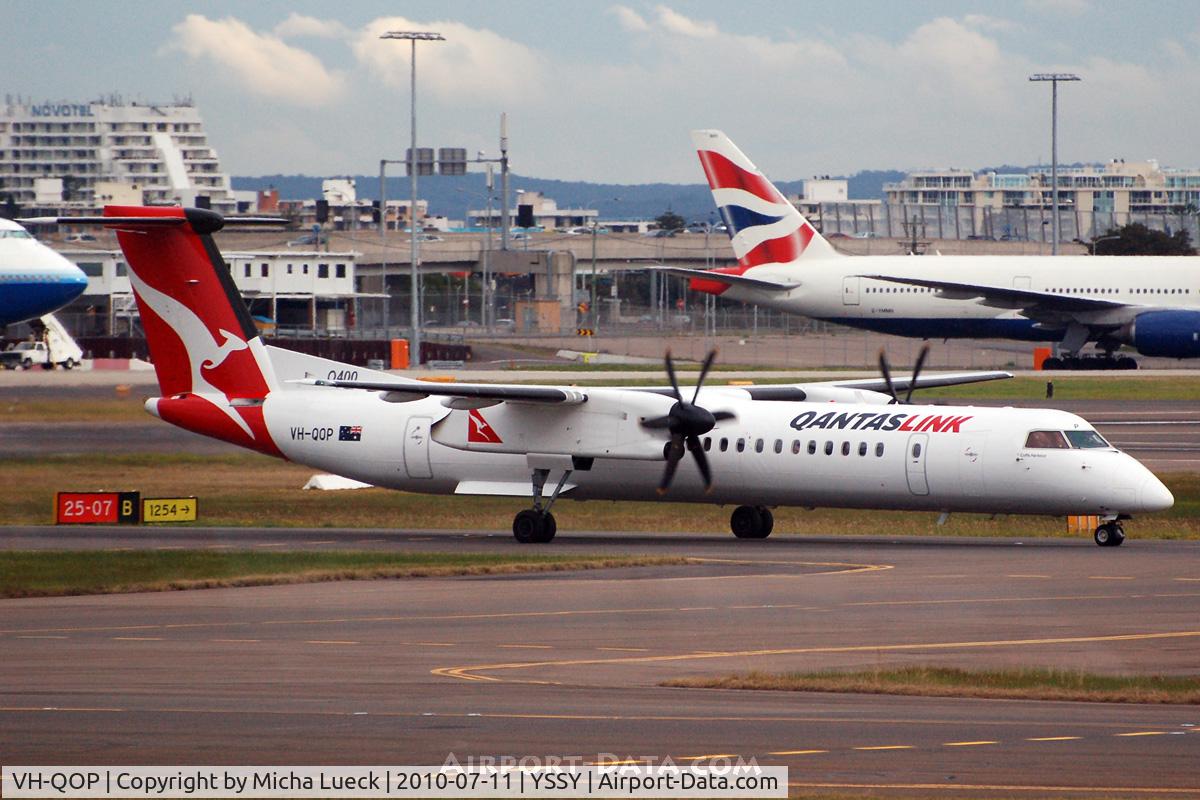VH-QOP, 2009 De Havilland Canada DHC-8-402Q Dash 8 C/N 4238, At Sydney