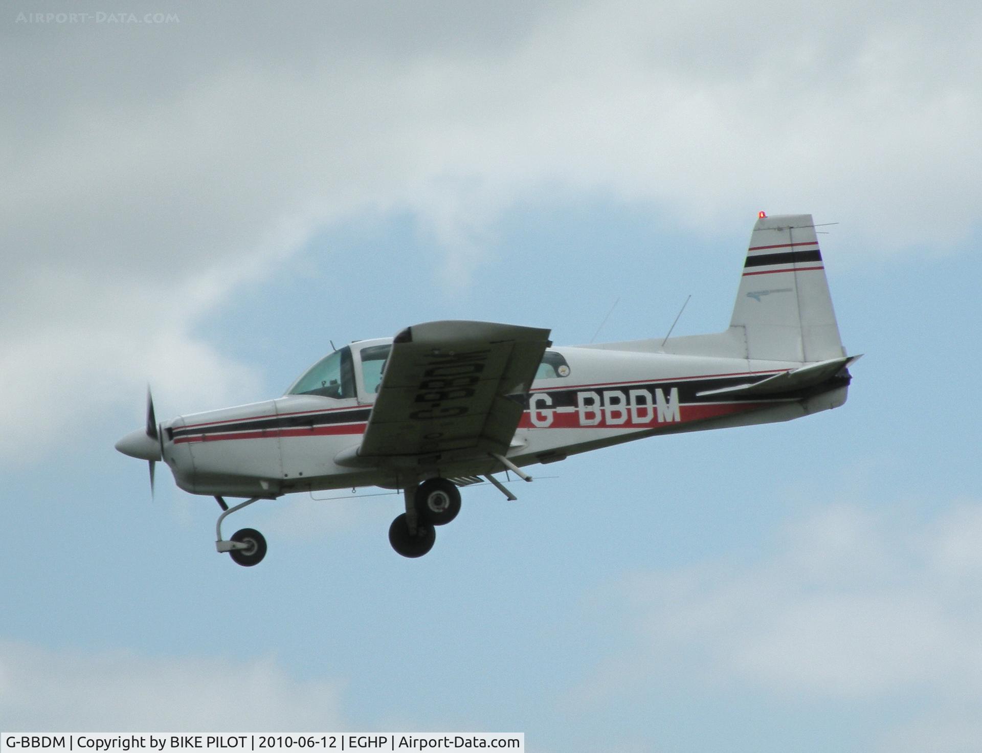 G-BBDM, 1973 Grumman American AA-5 Traveler C/N AA5-0407, FINALS FOR RWY 03