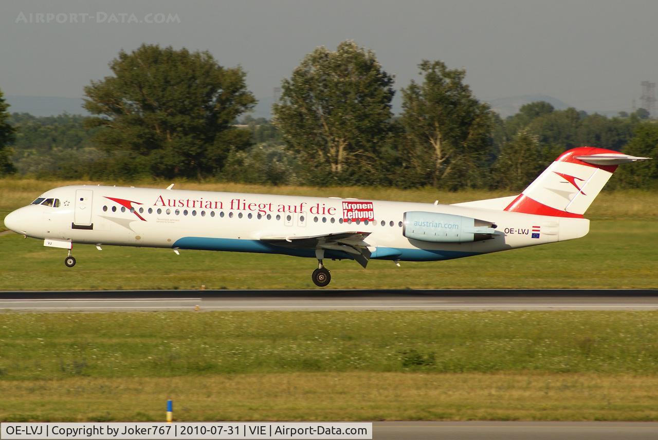 OE-LVJ, 1991 Fokker 100 (F-28-0100) C/N 11359, Austrian arrows