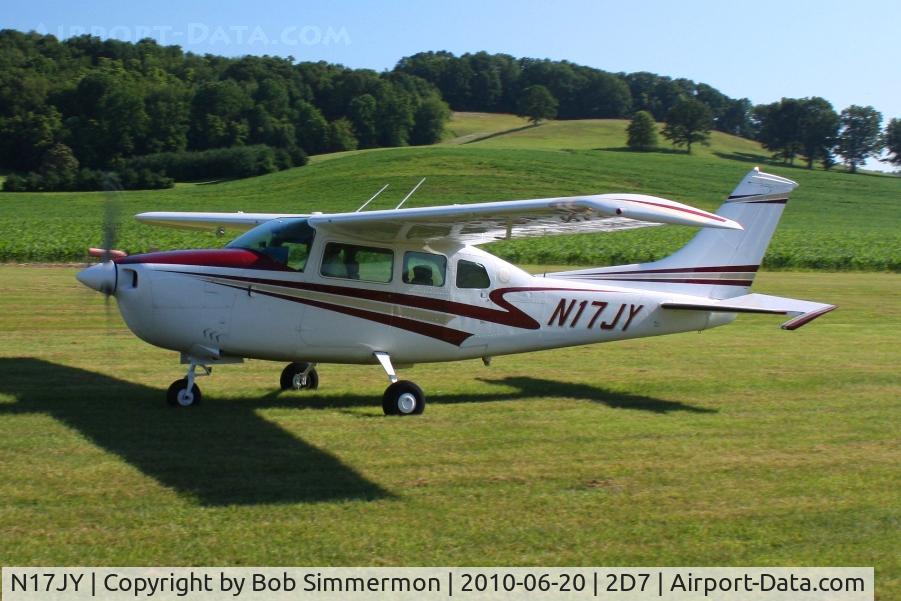 N17JY, 1969 Cessna 210J Centurion C/N 21059154, Arriving at the Father's Day breakfast fly-in, Beach City, Ohio.