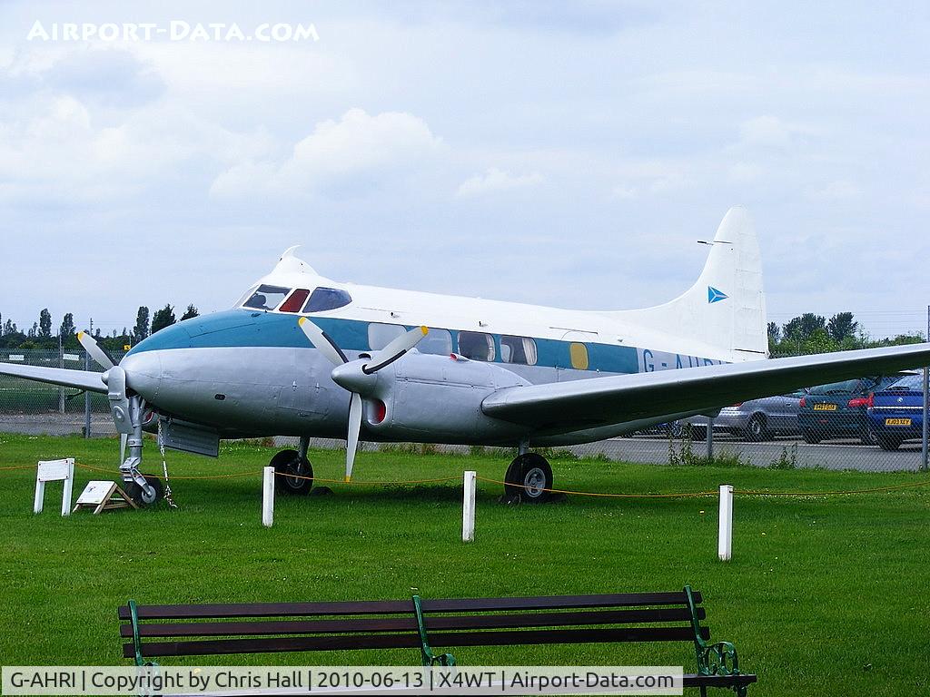 G-AHRI, 1946 De Havilland DH-104 Dove 1B C/N 04008, at the Newark Air Museum