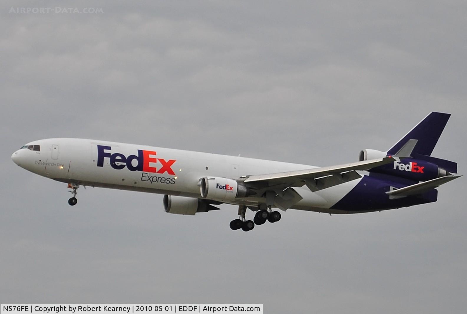 N576FE, 1992 McDonnell Douglas MD-11F C/N 48501, FedEx on short finals