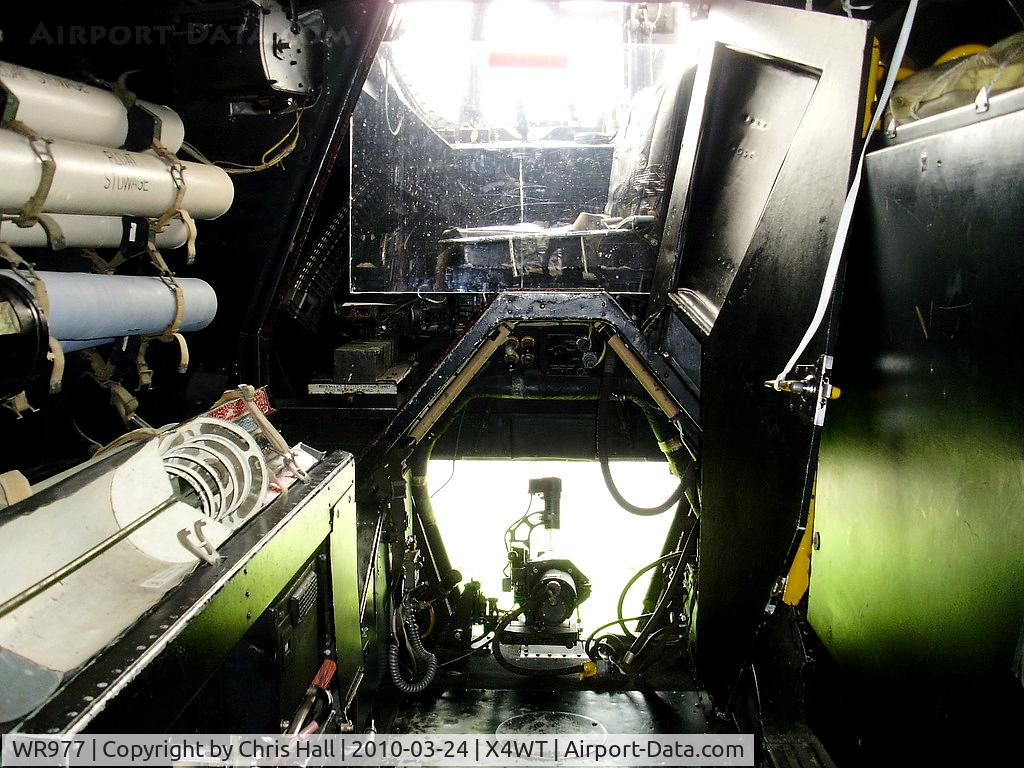 WR977, Avro 716 Shackleton MR.3 C/N Not found WR977, Observers position in the Shackleton