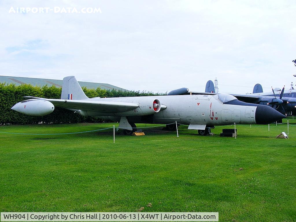 WH904, 1954 English Electric Canberra T.19 C/N SH1647, at the Newark Air Museum