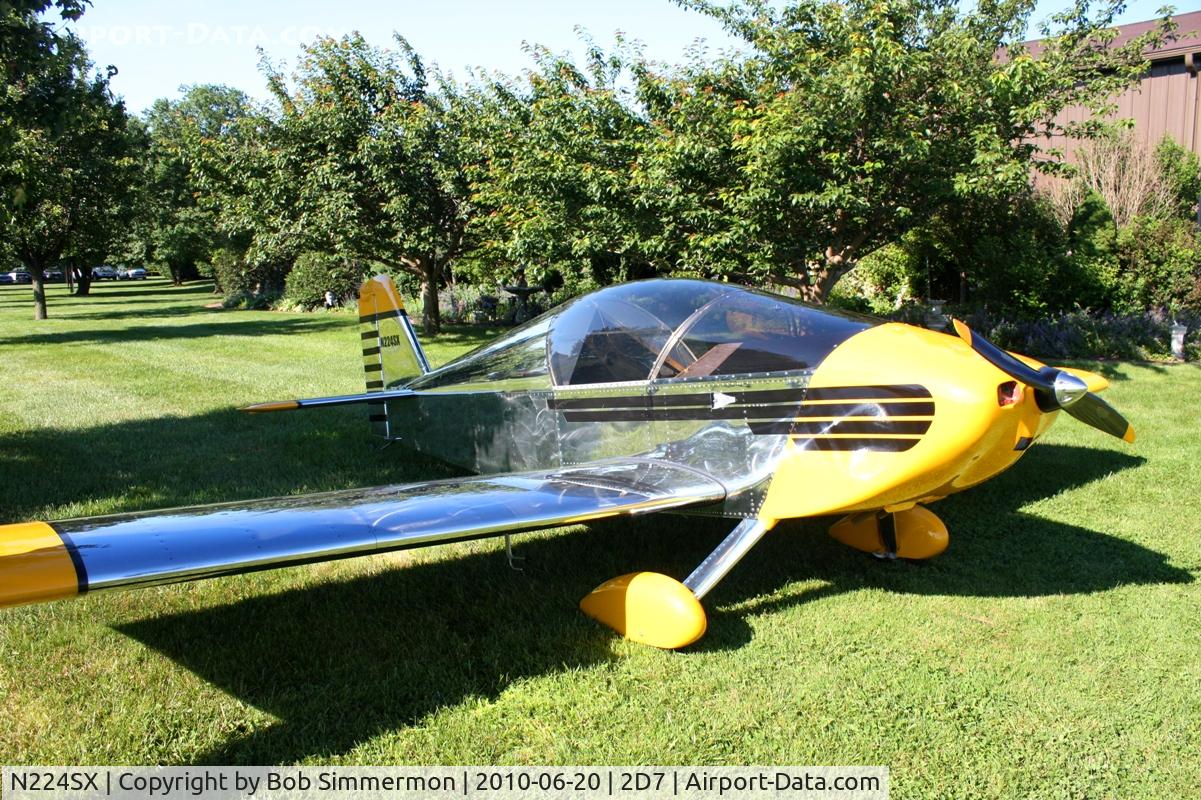 N224SX, 2005 Sonex Sonex C/N R-1001, Parked in the grass at the Father's Day breakfast fly-in, Beach City, Ohio.