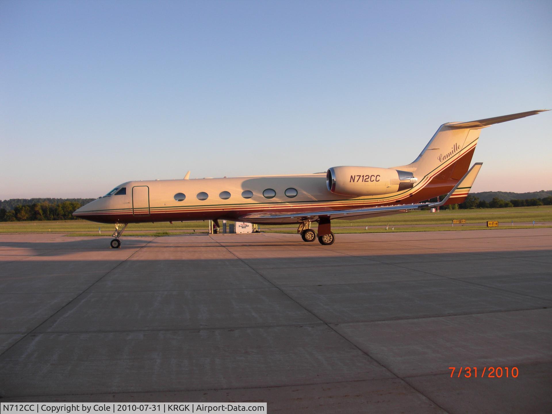 N712CC, 1987 Gulfstream Aerospace G-IV C/N 1028, In town