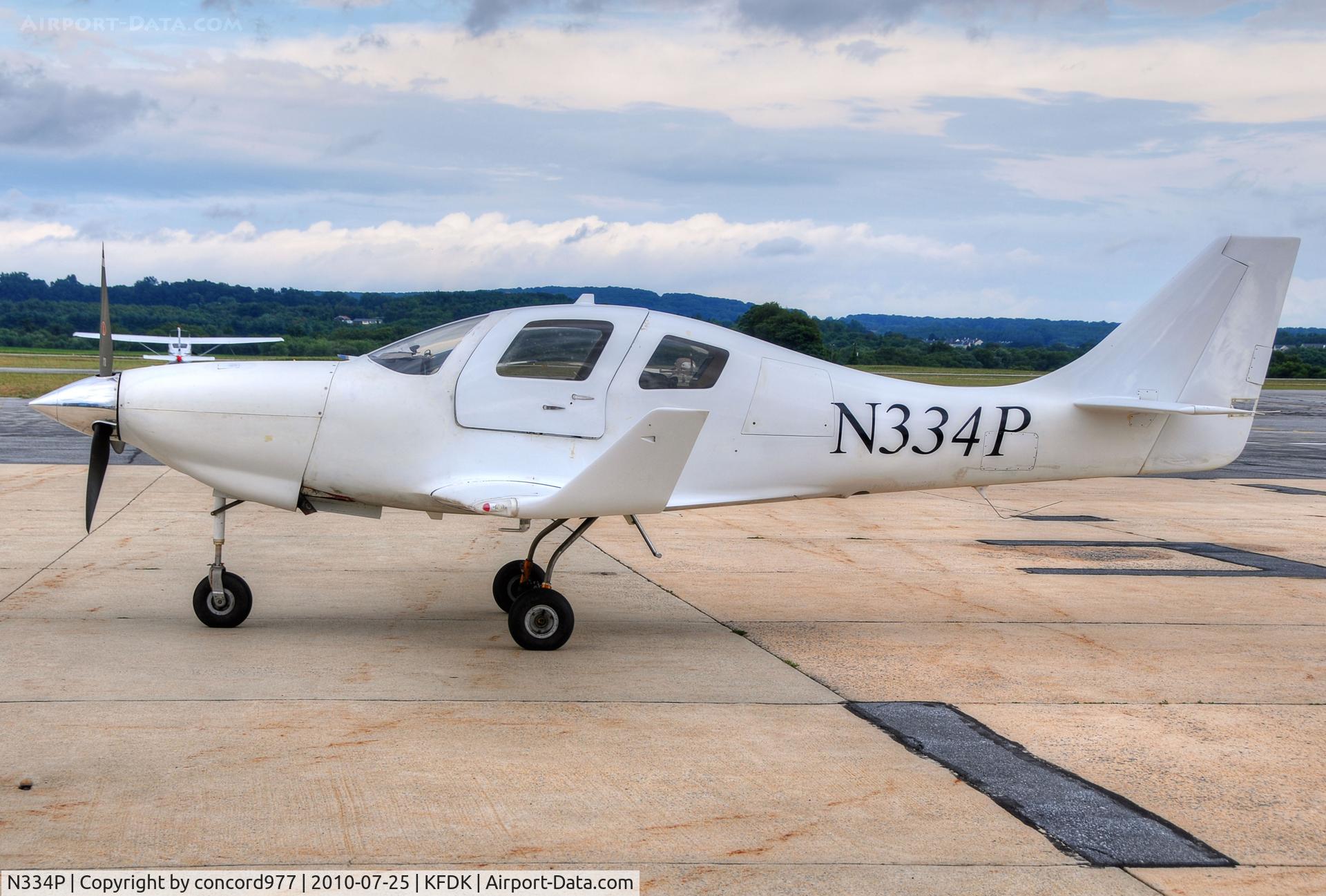 N334P, 2005 Lancair IV-P C/N LIV-464, Seen at KFDK on 7/25/2010